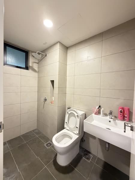 Condominium for Rent at M Adora - Nini Malini - Bathroom 1 - PropertyGuru.com.my
