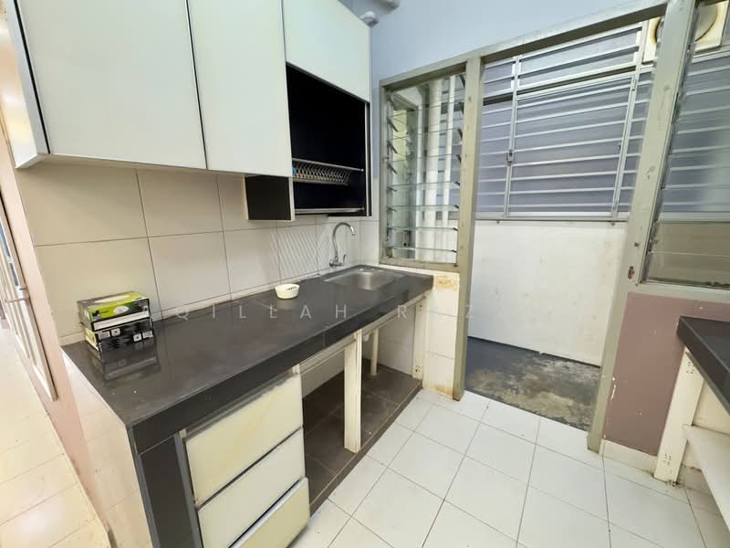 Pangsapuri untuk Dijual di Gapura Bayu - Aqillah Razali - Kitchen - PropertyGuru.com.my