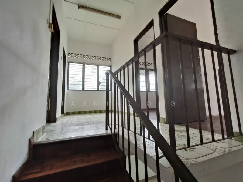 Rumah Teres 2 Tingkat untuk Dijual di Taman Petaling (Kepong) - Jasmine Ong - Corridor - PropertyGuru.com.my