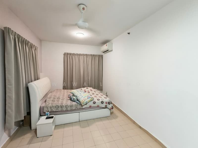 Condominium for Rent at Perdana Exclusive - Wawa Leong - Bedroom - PropertyGuru.com.my