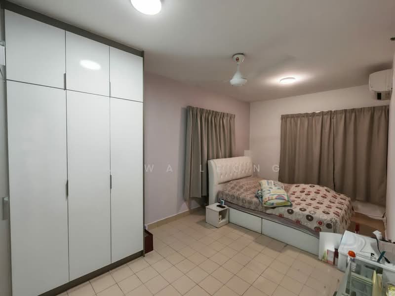 Condominium for Rent at Perdana Exclusive - Wawa Leong - Bedroom - PropertyGuru.com.my