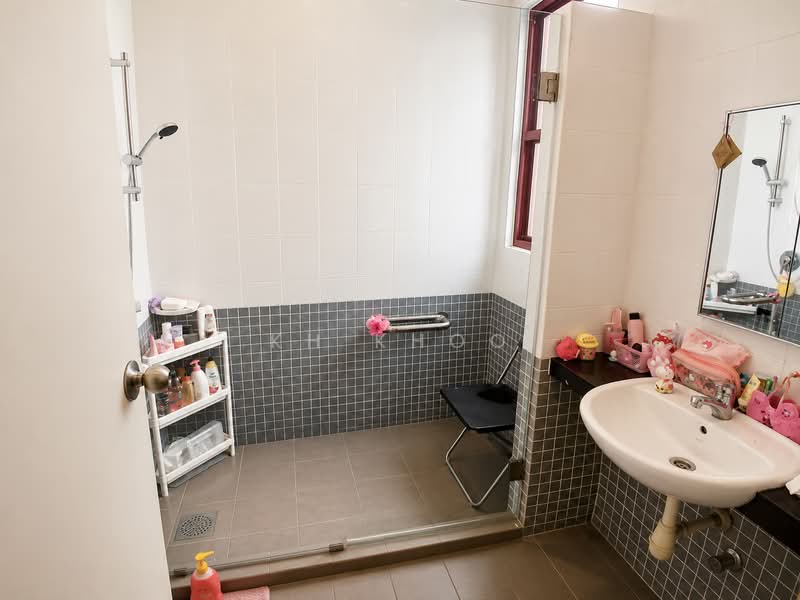 Condominium for Sale at Surian Condominium - KH Khoo - Bathroom - PropertyGuru.com.my