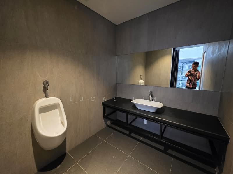 Pejabat untuk Disewa di Putra Heights (Subang Jaya) - Lucas Lim - Bathroom - PropertyGuru.com.my