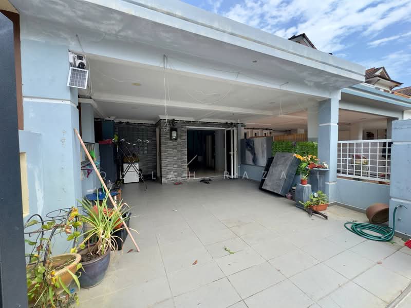 Rumah Teres 2 Tingkat untuk Dijual di Bandar Bukit Puchong 2 (Puchong) - Aqillah Razali - Exterior - PropertyGuru.com.my