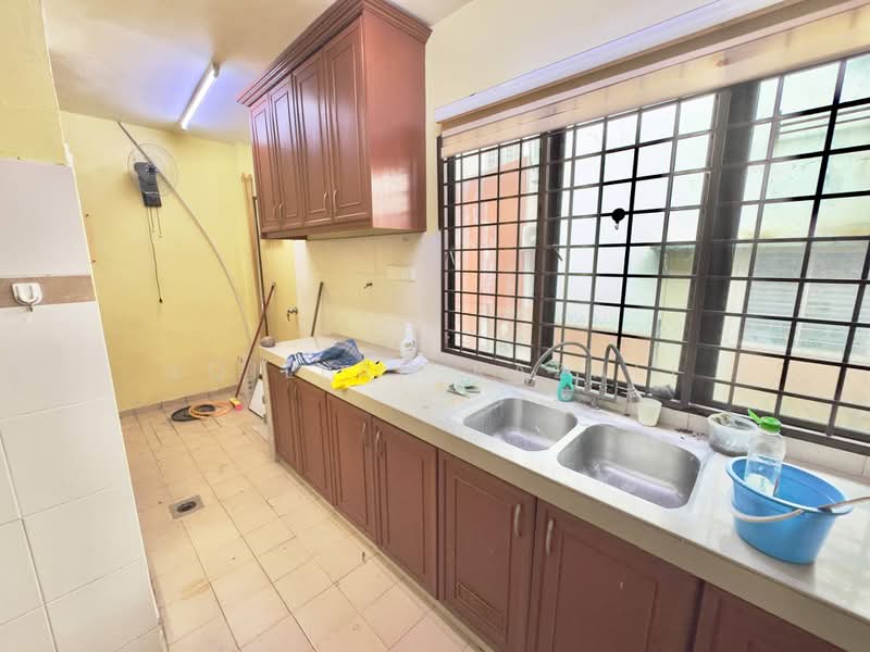 Rumah Teres 2 Tingkat untuk Dijual di Bandar Bukit Puchong 2 (Puchong) - Aqillah Razali - Kitchen - PropertyGuru.com.my