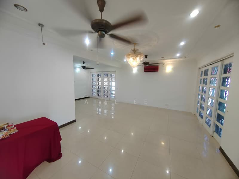 Semi-Detached House for Sale in Batu Uban (Gelugor) - A Ee Ee - Living Room - PropertyGuru.com.my