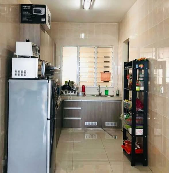 Apartment for Rent at Pangsapuri Seri Pinang - Evanslee . - Kitchen - PropertyGuru.com.my