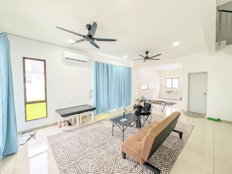 Rumah Teres 2-Tingkat untuk Dijual di Hulu Langat (Selangor) - Hawa Ibrahim - Living Room - PropertyGuru.com.my