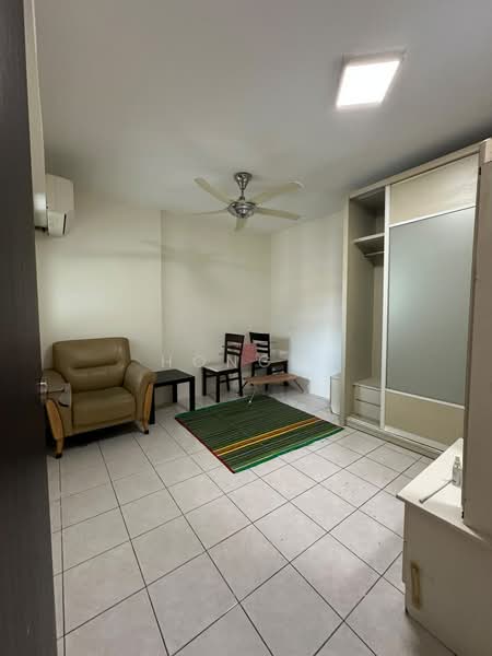 Pangsapuri untuk Dijual di Desa Indah Block 86 - Hong . - PropertyGuru.com.my