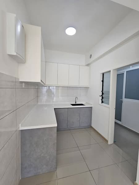 Condominium for Rent at d'Brightton - Nike Ng - Kitchen - PropertyGuru.com.my