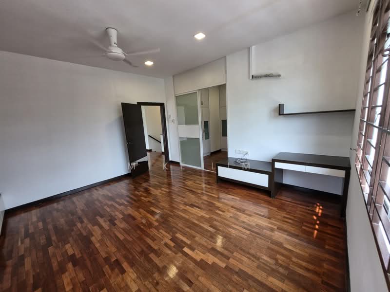 Rumah Berkembar untuk Dijual di Bandar Sungai Long (Selangor) - Mike Lim - PropertyGuru.com.my