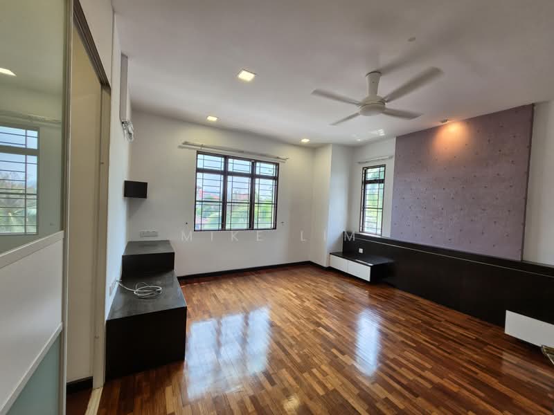 Rumah Berkembar untuk Dijual di Bandar Sungai Long (Selangor) - Mike Lim - PropertyGuru.com.my