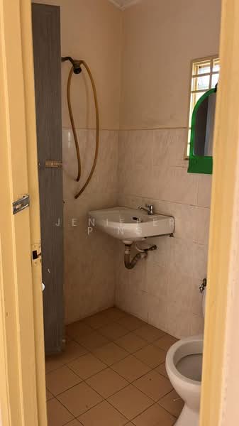 Rumah Teres 2 Tingkat untuk Dijual di Klang (Selangor) - Jeniffer P'ng - Bathroom - PropertyGuru.com.my