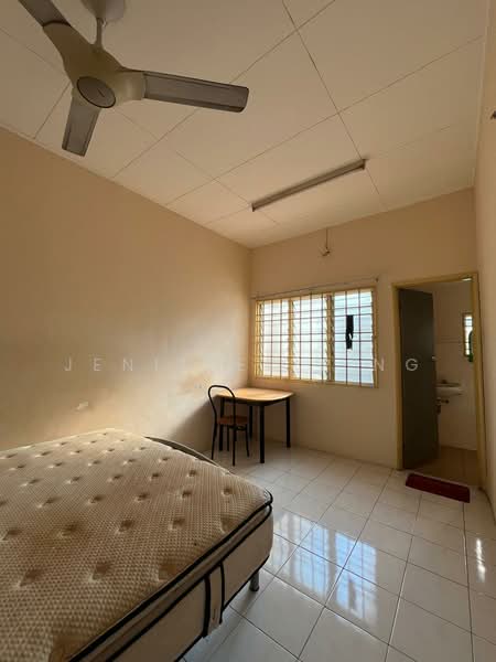 Rumah Teres 2 Tingkat untuk Dijual di Klang (Selangor) - Jeniffer P'ng - Bedroom - PropertyGuru.com.my