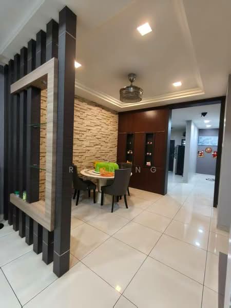 Rumah Teres 2-Tingkat untuk Dijual di Pekan Nanas (Johor) - Rain Ng - Dining Room - PropertyGuru.com.my