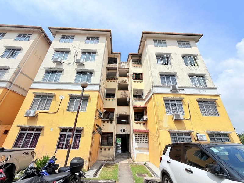 Pangsapuri untuk Dijual di Pangsapuri Sri Baiduri - Syazue Wanie - Exterior - PropertyGuru.com.my