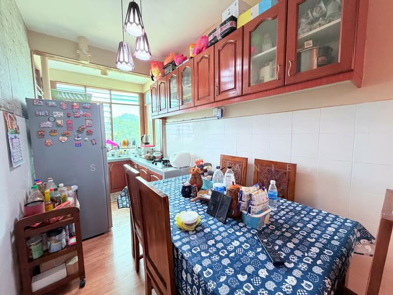 Pangsapuri untuk Dijual di Pangsapuri Sri Baiduri - Syazue Wanie - Kitchen - PropertyGuru.com.my