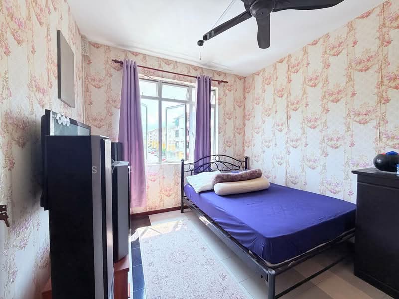 Pangsapuri untuk Dijual di Pangsapuri Sri Baiduri - Syazue Wanie - Bedroom - PropertyGuru.com.my