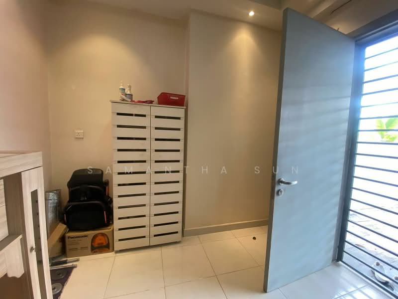 2-storey Terraced House for Sale in Bandar Puncak Alam (Puncak Alam) - Samantha Sun - Interior - PropertyGuru.com.my