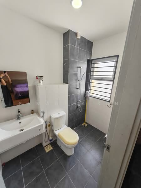 Rumah Teres 2-Tingkat untuk Dijual di Bandar Puncak Alam (Puncak Alam) - Samantha Sun - Bathroom - PropertyGuru.com.my