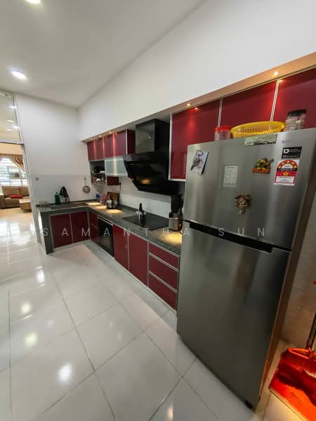 Rumah Teres 2-Tingkat untuk Dijual di Bandar Puncak Alam (Puncak Alam) - Samantha Sun - Kitchen - PropertyGuru.com.my