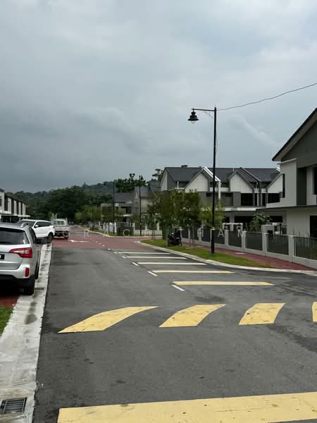 2-storey Terraced House for Rent in Bandar Kinrara Seksyen 8 (Bandar Kinrara) - Grace Tham - Exterior - PropertyGuru.com.my