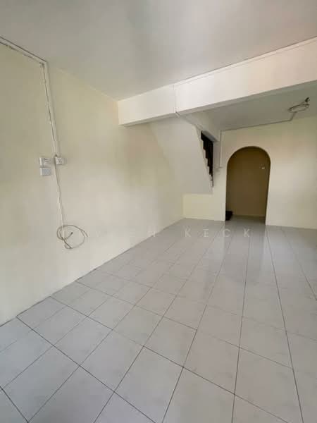 2-storey Terraced House for Sale in Taman Desa Cemerlang (Ulu Tiram) - Vivien Keck - Interior - PropertyGuru.com.my
