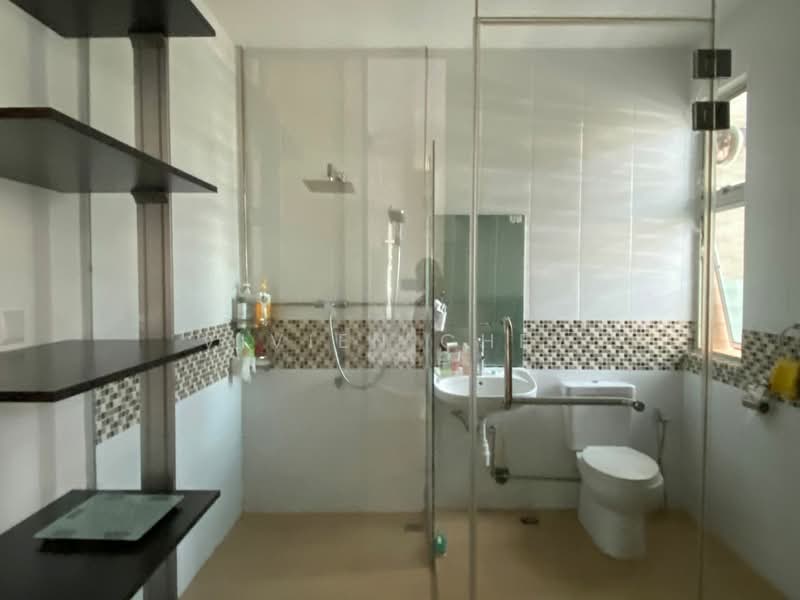 Semi-Detached House for Sale in Bayan Lepas (Penang) - Vivien Chew - Bathroom - PropertyGuru.com.my