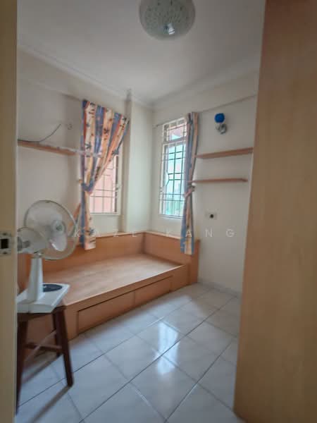 Condominium for Rent at Azuria Condominium - Kaze Kang - PropertyGuru.com.my