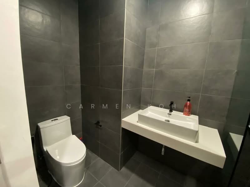 Servis Apartment untuk Disewa di The Mate @ Damansara Jaya - Carmen Koh - Bathroom - PropertyGuru.com.my