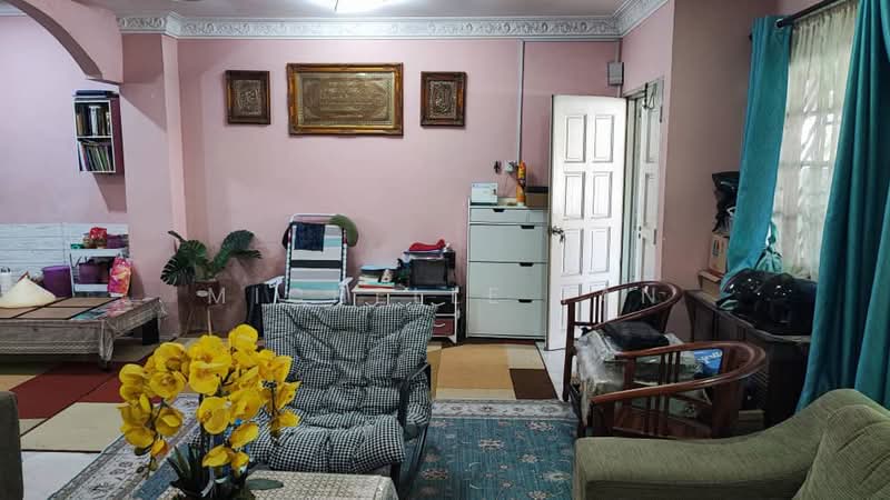 2-storey Terraced House for Sale in Klang (Selangor) - Michelle Tan - Living Room - PropertyGuru.com.my