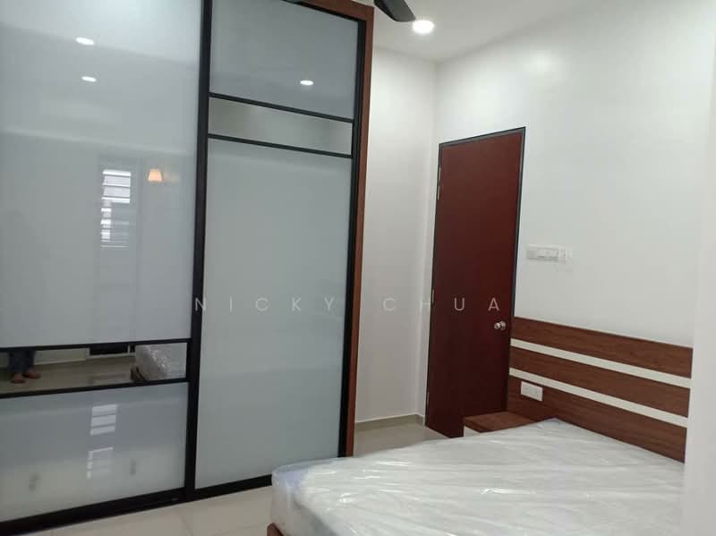 Rumah Teres untuk Dijual di Kajang East (Semenyih) - Nicky Chua - Bedroom - PropertyGuru.com.my