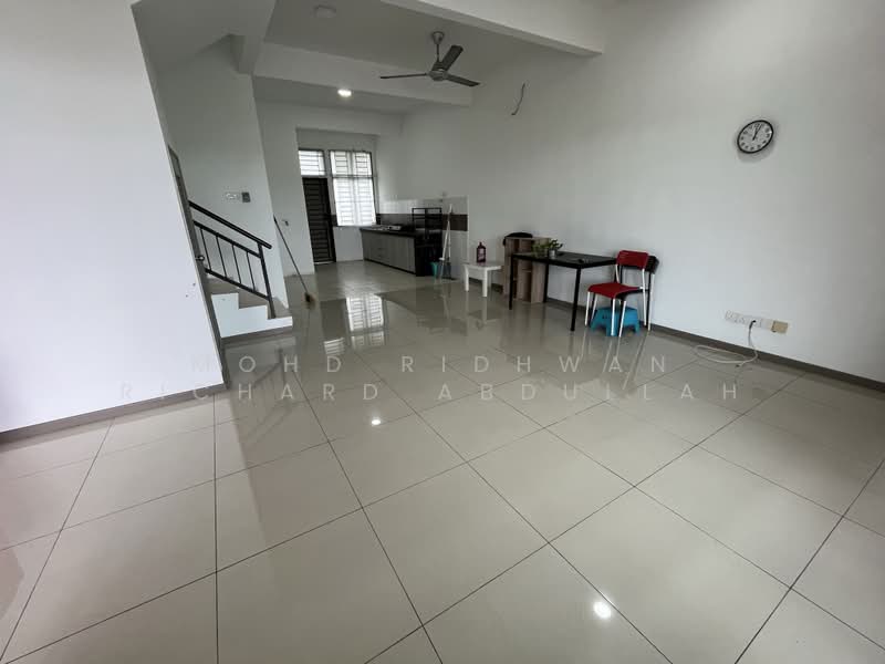 Terraced House for Sale in Taman Saujana KLIA (Sepang) - Mohd Ridhwan Richard Abdullah - Living Room - PropertyGuru.com.my