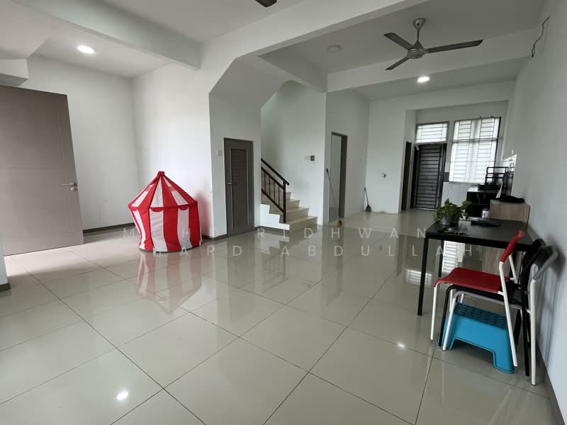 Terraced House for Sale in Taman Saujana KLIA (Sepang) - Mohd Ridhwan Richard Abdullah - Living Room - PropertyGuru.com.my