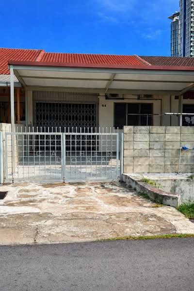 Rumah Teres 1 Tingkat untuk Dijual di Sea Park (Petaling Jaya) - Catherine Dorall - Exterior - PropertyGuru.com.my