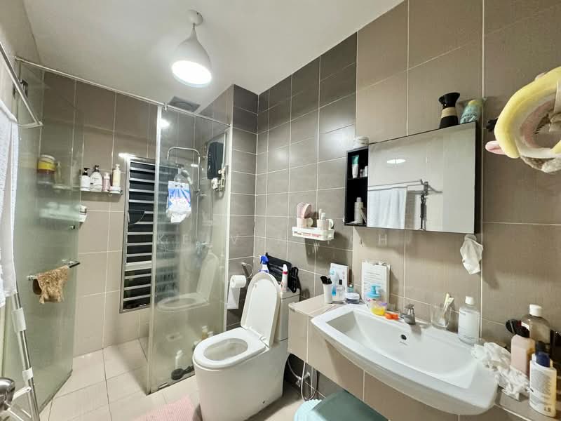 Rumah Teres 3 Tingkat untuk Dijual di Taman Titi Heights (Balik Pulau) - Kelvin Toh - Bathroom - PropertyGuru.com.my