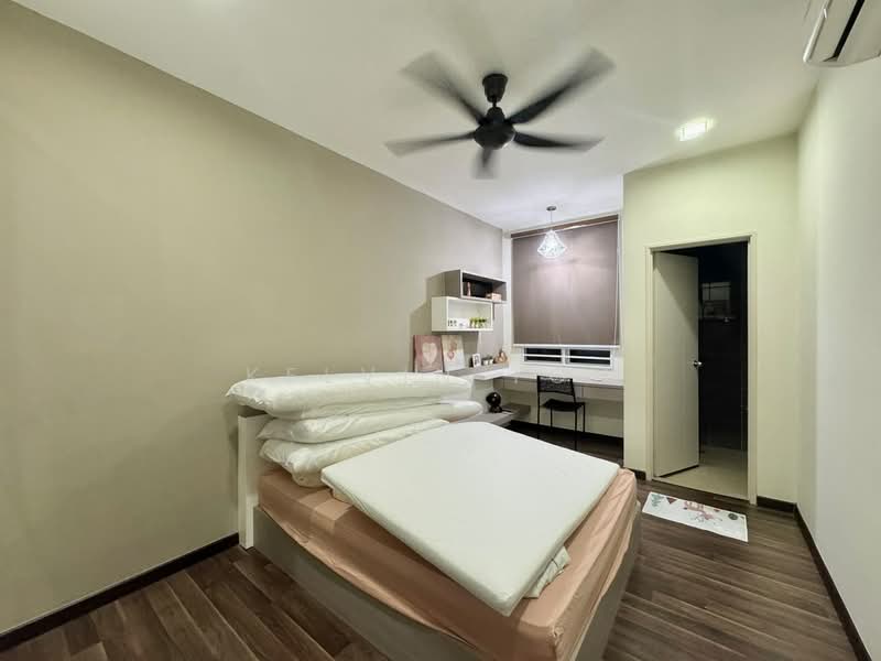 Rumah Teres 3 Tingkat untuk Dijual di Taman Titi Heights (Balik Pulau) - Kelvin Toh - Bedroom - PropertyGuru.com.my