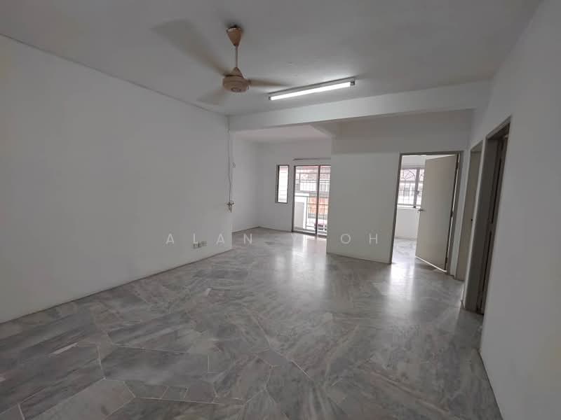 Pangsapuri untuk Dijual di Sri Anggerik 2 - Alan Yeoh - Living Room - PropertyGuru.com.my