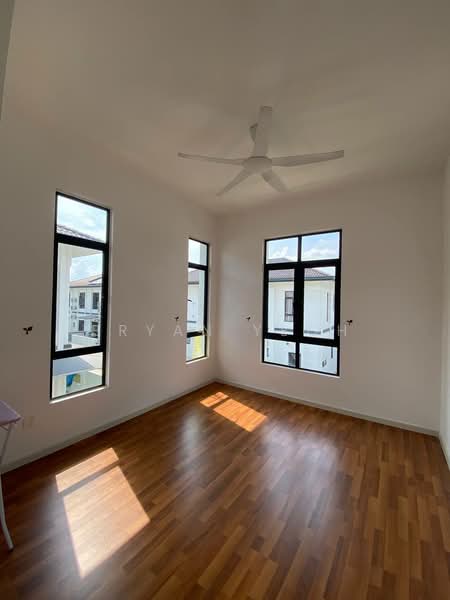 Rumah Berkembar untuk Disewa di Kuala Selangor (Selangor) - Bryan Yeoh - Bedroom - PropertyGuru.com.my