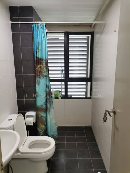 Servis Apartment untuk Dijual di Subang Soho (One Soho) - Thomas Loh - Bathroom - PropertyGuru.com.my