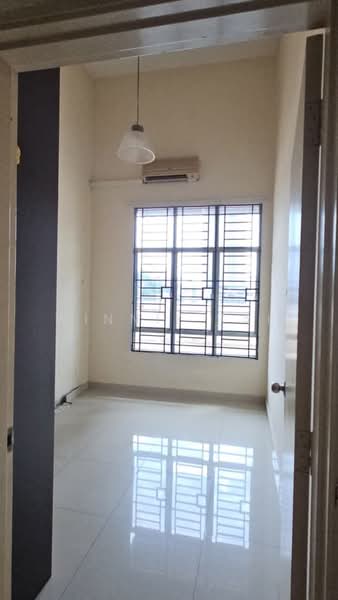 Kediaman Servis untuk Dijual di Connaught Avenue - Winnie Tai - PropertyGuru.com.my