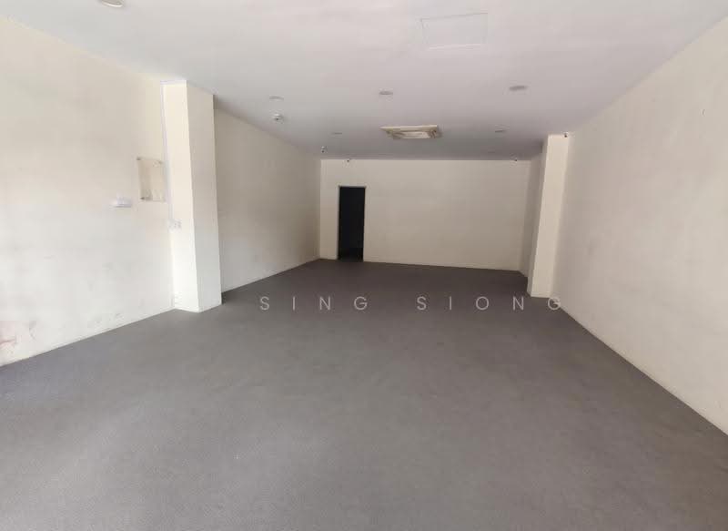 Shop for Rent in Sungai Buloh (Selangor) - Lee Sing Siong - Interior - PropertyGuru.com.my