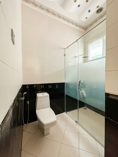 Condominium for Sale at Continental Heights - Daphne Wong - Bathroom - PropertyGuru.com.my