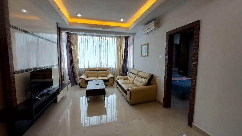 Rumah Banglo untuk Dijual di Taman Bukit Kempas (Tampoi) - Wee Howe - Living Room - PropertyGuru.com.my