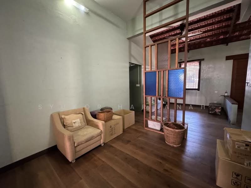Bungalow for Sale in Kuala Lumpur (Kuala Lumpur) - Syukor Hartanah - Living Room - PropertyGuru.com.my