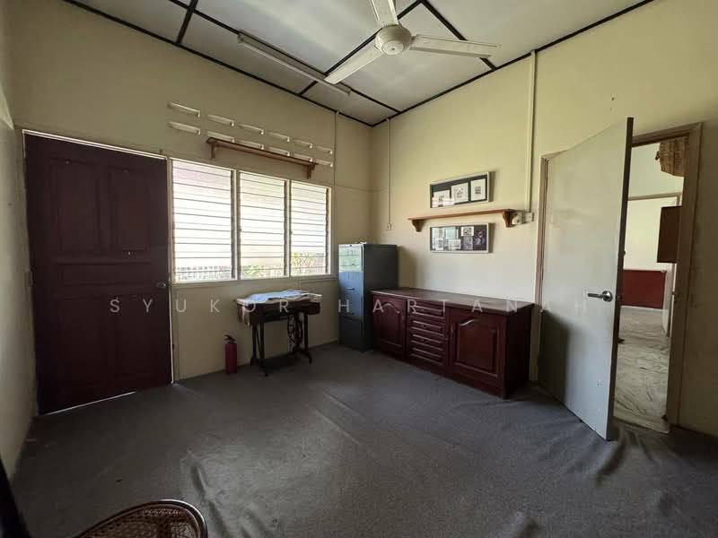 Bungalow for Sale in Kuala Lumpur (Kuala Lumpur) - Syukor Hartanah - Interior - PropertyGuru.com.my