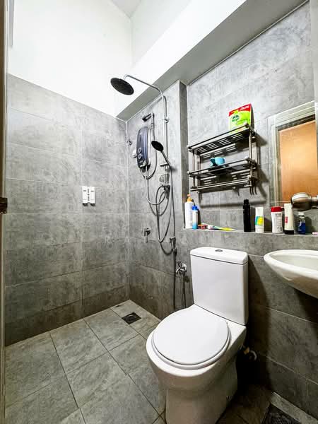 Rumah Teres 2 Tingkat untuk Dijual di Cyberjaya (Selangor) - Farhan Rafael - Bathroom - PropertyGuru.com.my