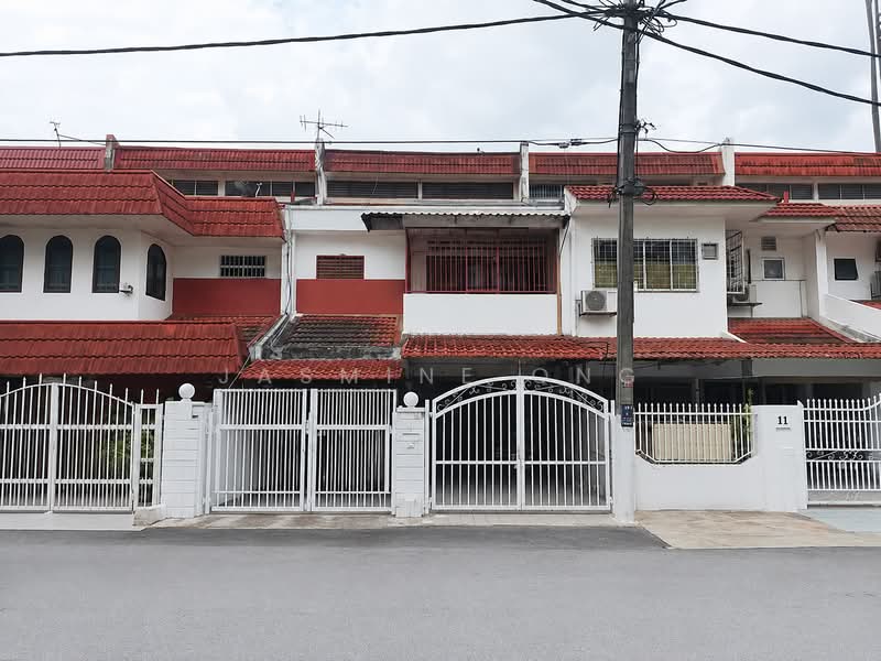 2-storey Terraced House for Sale in Taman Wahyu (Batu Caves) - Jasmine Ong - Exterior - PropertyGuru.com.my