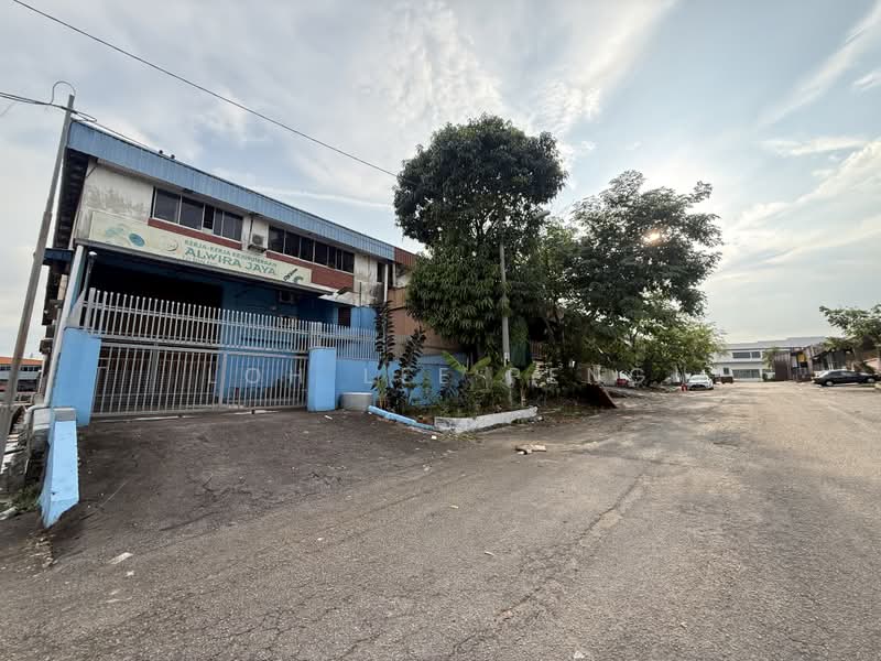 Terrace Factory for Rent in Taman Perindustrian Cemerlang (Ulu Tiram) - Cora Loh - PropertyGuru.com.my