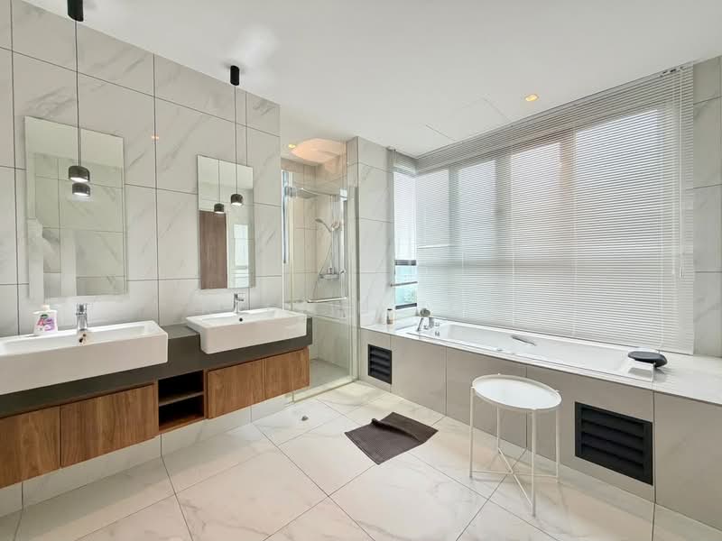 Kondominium untuk Disewa di Valencia Residence - Kelvin Toh - Bathroom - PropertyGuru.com.my
